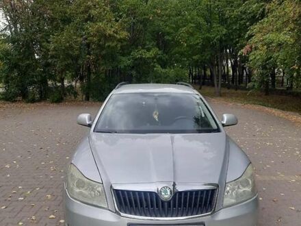 Шкода Октавия 2009 в Миргороде на Automoto.ua Серый Шкода Октавия, объемом двигателя 1.6 л и пробегом 218 тыс. км за 7400 $, фото 1 на Automoto.ua