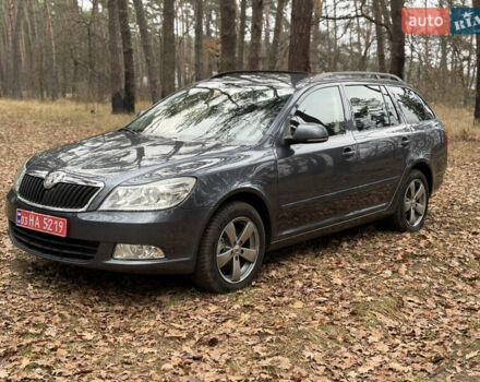 Сірий Шкода Октавія, об'ємом двигуна 1.8 л та пробігом 220 тис. км за 8200 $, фото 1 на Automoto.ua