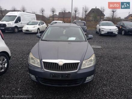 Серый Шкода Октавия, объемом двигателя 1.6 л и пробегом 217 тыс. км за 6300 $, фото 1 на Automoto.ua