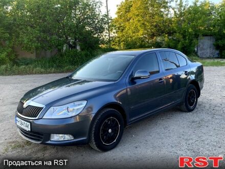 Шкода Октавия 2009 в Одессе на Automoto.ua Серый Шкода Октавия, объемом двигателя 1.6 л и пробегом 260 тыс. км за 7500 $, фото 1 на Automoto.ua