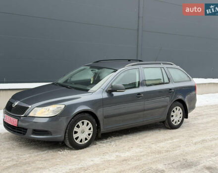 Серый Шкода Октавия, объемом двигателя 1.6 л и пробегом 188 тыс. км за 7500 $, фото 1 на Automoto.ua