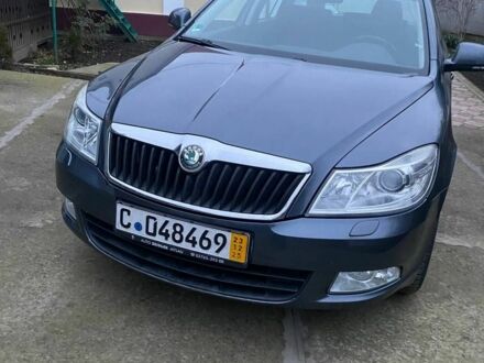 Серый Шкода Октавия, объемом двигателя 0 л и пробегом 197 тыс. км за 7900 $, фото 1 на Automoto.ua