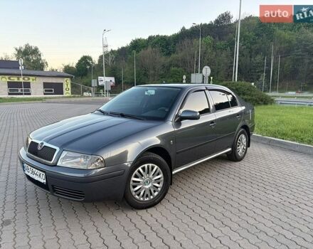Серый Шкода Октавия, объемом двигателя 1.6 л и пробегом 189 тыс. км за 6300 $, фото 1 на Automoto.ua