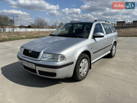 Шкода Октавия 2009 в Виннице на Automoto.ua Серый Шкода Октавия, объемом двигателя 1.6 л и пробегом 197 тыс. км за 5700 $, фото 1 на Automoto.ua
