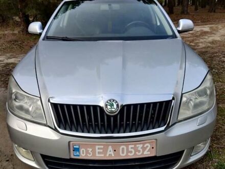 Шкода Октавія 2009 у Коростене на Automoto.ua Сірий Шкода Октавія, об'ємом двигуна 1.9 л та пробігом 343 тис. км за 6900 $, фото 1 на Automoto.ua