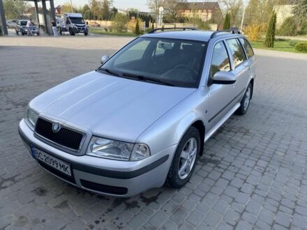 Шкода Октавия 2009 в Самборе на Automoto.ua Серый Шкода Октавия, объемом двигателя 1.9 л и пробегом 216 тыс. км за 6800 $, фото 1 на Automoto.ua