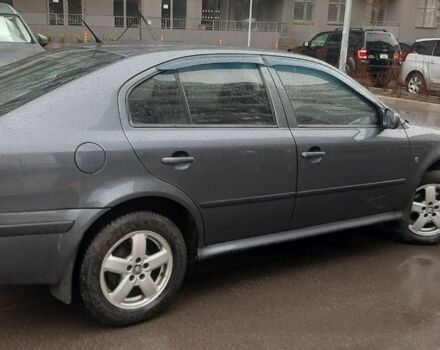 Сірий Шкода Октавія, об'ємом двигуна 1.8 л та пробігом 300 тис. км за 6500 $, фото 1 на Automoto.ua