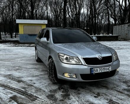 Серый Шкода Октавия, объемом двигателя 1.6 л и пробегом 230 тыс. км за 6500 $, фото 1 на Automoto.ua