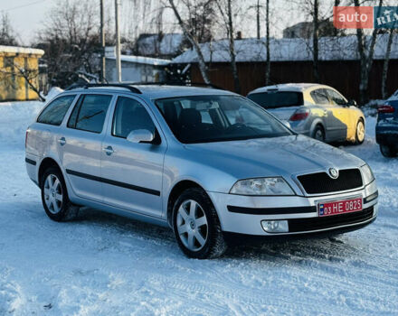 Серый Шкода Октавия, объемом двигателя 1.6 л и пробегом 257 тыс. км за 5950 $, фото 1 на Automoto.ua