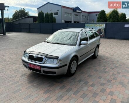Серый Шкода Октавия, объемом двигателя 1.6 л и пробегом 198 тыс. км за 6750 $, фото 1 на Automoto.ua