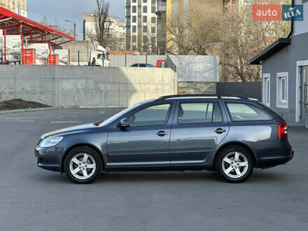 Шкода Октавия 2009 в Виннице на Automoto.ua Серый Шкода Октавия, объемом двигателя 1.6 л и пробегом 178 тыс. км за 7999 $, фото 1 на Automoto.ua