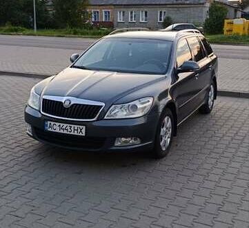 Сірий Шкода Октавія, об'ємом двигуна 1.8 л та пробігом 250 тис. км за 6300 $, фото 1 на Automoto.ua