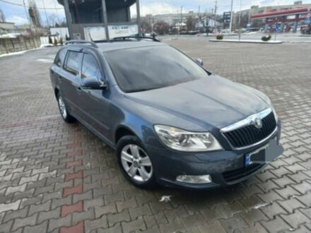 Сірий Шкода Октавія, об'ємом двигуна 1.4 л та пробігом 215 тис. км за 7800 $, фото 1 на Automoto.ua