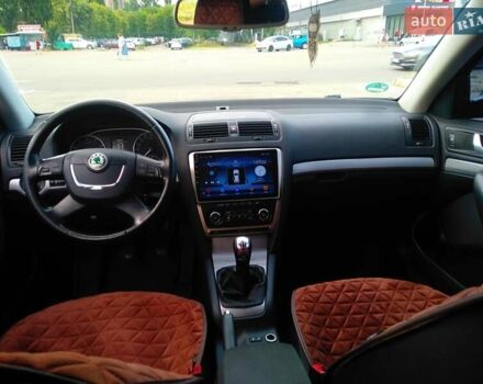 Сірий Шкода Октавія, об'ємом двигуна 1.8 л та пробігом 237 тис. км за 8600 $, фото 1 на Automoto.ua