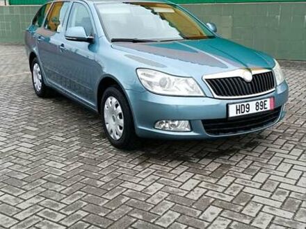 Серый Шкода Октавия, объемом двигателя 1.6 л и пробегом 263 тыс. км за 6800 $, фото 1 на Automoto.ua