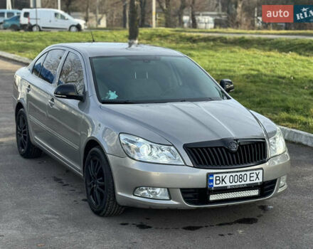 Сірий Шкода Октавія, об'ємом двигуна 1.39 л та пробігом 265 тис. км за 6900 $, фото 1 на Automoto.ua