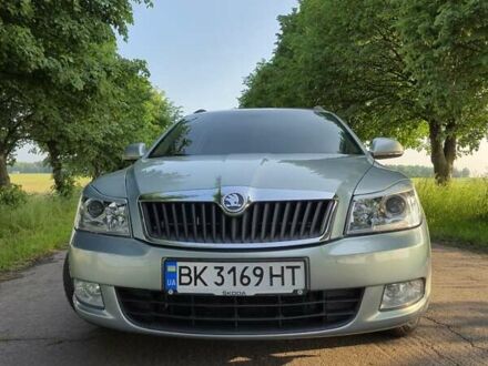 Шкода Октавия 2009 в Ровно на Automoto.ua Серый Шкода Октавия, объемом двигателя 1.9 л и пробегом 287 тыс. км за 8200 $, фото 1 на Automoto.ua