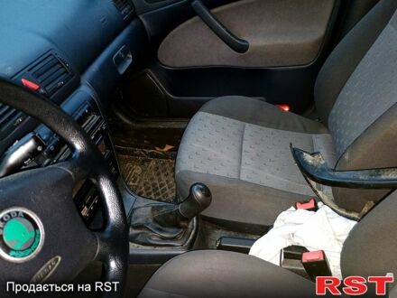 Серый Шкода Октавия, объемом двигателя 1.6 л и пробегом 270 тыс. км за 4700 $, фото 1 на Automoto.ua