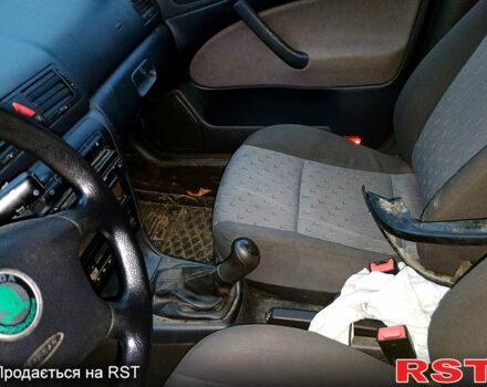 Серый Шкода Октавия, объемом двигателя 1.6 л и пробегом 270 тыс. км за 4700 $, фото 1 на Automoto.ua