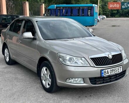Серый Шкода Октавия, объемом двигателя 1.6 л и пробегом 222 тыс. км за 8300 $, фото 1 на Automoto.ua