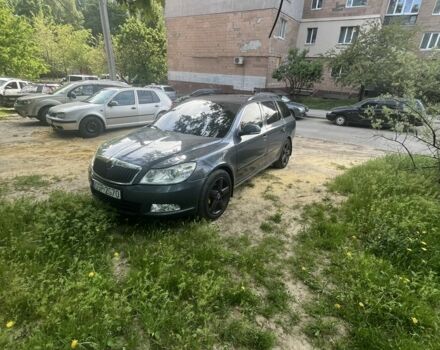 Серый Шкода Октавия, объемом двигателя 2 л и пробегом 208 тыс. км за 3600 $, фото 1 на Automoto.ua