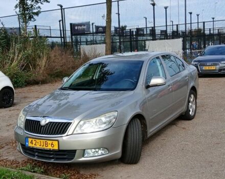 Серый Шкода Октавия, объемом двигателя 1.8 л и пробегом 246 тыс. км за 7800 $, фото 1 на Automoto.ua