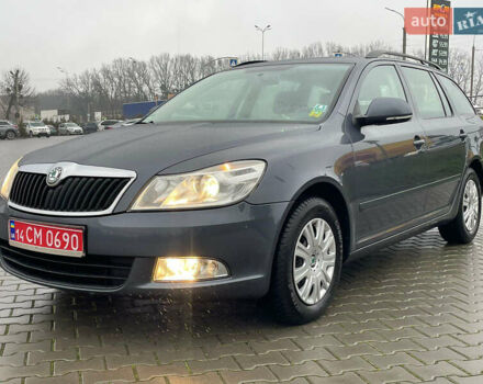 Серый Шкода Октавия, объемом двигателя 1.6 л и пробегом 181 тыс. км за 8888 $, фото 1 на Automoto.ua