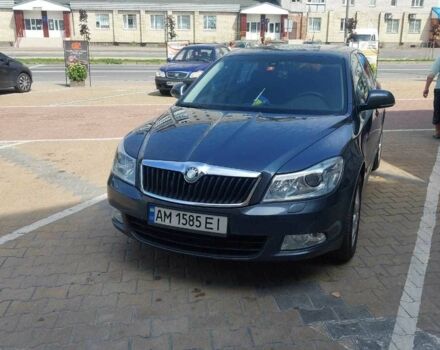 Серый Шкода Октавия, объемом двигателя 1.8 л и пробегом 241 тыс. км за 7800 $, фото 1 на Automoto.ua
