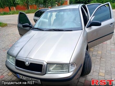 Серый Шкода Октавия, объемом двигателя 1.6 л и пробегом 322 тыс. км за 4500 $, фото 1 на Automoto.ua