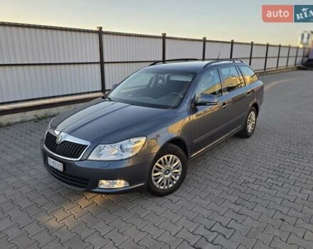 Серый Шкода Октавия, объемом двигателя 1.8 л и пробегом 202 тыс. км за 6900 $, фото 1 на Automoto.ua