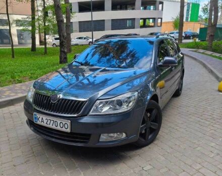 Серый Шкода Октавия, объемом двигателя 1.8 л и пробегом 230 тыс. км за 6900 $, фото 1 на Automoto.ua