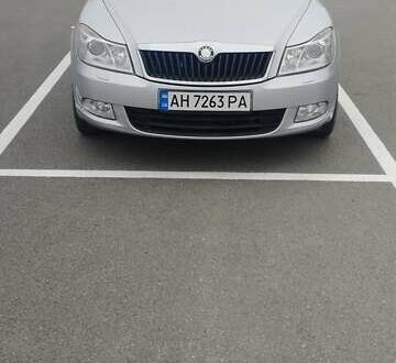 Серый Шкода Октавия, объемом двигателя 1.8 л и пробегом 215 тыс. км за 8000 $, фото 1 на Automoto.ua