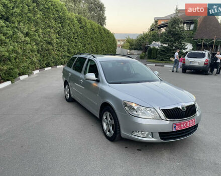 Шкода Октавія 2010 у Броварах на Automoto.ua Сірий Шкода Октавія, об'ємом двигуна 1.6 л та пробігом 167 тис. км за 9500 $, фото 1 на Automoto.ua
