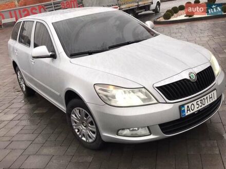 Шкода Октавия 2010 в Хусте на Automoto.ua Серый Шкода Октавия, объемом двигателя 1.6 л и пробегом 230 тыс. км за 8000 $, фото 1 на Automoto.ua