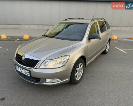 Шкода Октавия 2010 в Киеве на Automoto.ua Серый Шкода Октавия, объемом двигателя 1.6 л и пробегом 197 тыс. км за 6950 $, фото 1 на Automoto.ua
