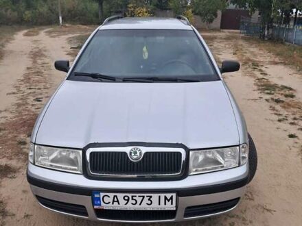 Шкода Октавія 2010 у Савране на Automoto.ua Сірий Шкода Октавія, об'ємом двигуна 1.9 л та пробігом 268 тис. км за 6100 $, фото 1 на Automoto.ua
