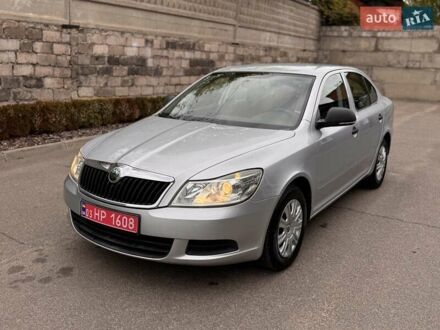 Шкода Октавия 2010 в Днепре (Днепропетровске) на Automoto.ua Серый Шкода Октавия, объемом двигателя 1.4 л и пробегом 219 тыс. км за 7400 $, фото 1 на Automoto.ua