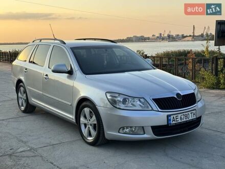Серый Шкода Октавия, объемом двигателя 1.6 л и пробегом 231 тыс. км за 7500 $, фото 1 на Automoto.ua