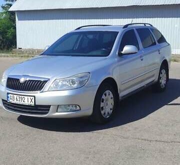 Серый Шкода Октавия, объемом двигателя 1.6 л и пробегом 318 тыс. км за 7900 $, фото 1 на Automoto.ua