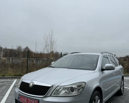 Серый Шкода Октавия, объемом двигателя 1.6 л и пробегом 183 тыс. км за 7400 $, фото 1 на Automoto.ua