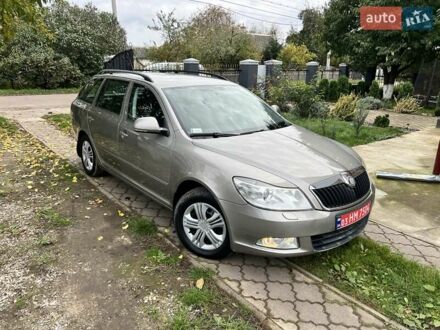 Шкода Октавия 2010 в Луцке на Automoto.ua Серый Шкода Октавия, объемом двигателя 1.4 л и пробегом 154 тыс. км за 6100 $, фото 1 на Automoto.ua