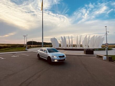 Сірий Шкода Октавія, об'ємом двигуна 1.8 л та пробігом 170 тис. км за 8000 $, фото 1 на Automoto.ua