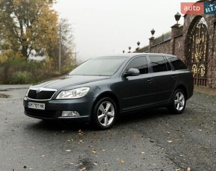 Серый Шкода Октавия, объемом двигателя 1.6 л и пробегом 318 тыс. км за 6300 $, фото 1 на Automoto.ua