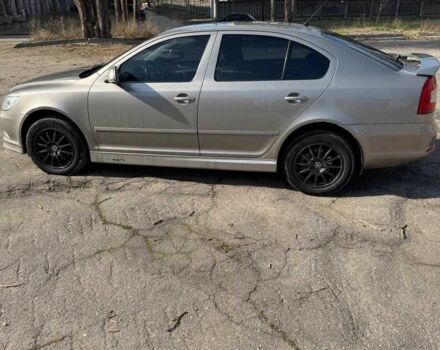 Сірий Шкода Октавія, об'ємом двигуна 1.8 л та пробігом 150 тис. км за 7500 $, фото 1 на Automoto.ua