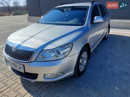 Шкода Октавия 2010 в Львове на Automoto.ua Серый Шкода Октавия, объемом двигателя 1.6 л и пробегом 275 тыс. км за 7600 $, фото 1 на Automoto.ua