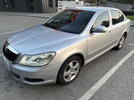 Шкода Октавия 2010 в Хмельницком на Automoto.ua Серый Шкода Октавия, объемом двигателя 1.6 л и пробегом 262 тыс. км за 7700 $, фото 1 на Automoto.ua