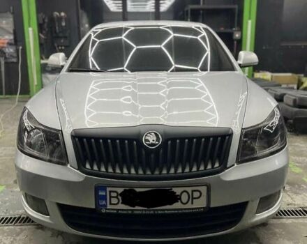 Серый Шкода Октавия, объемом двигателя 1.8 л и пробегом 238 тыс. км за 8000 $, фото 1 на Automoto.ua