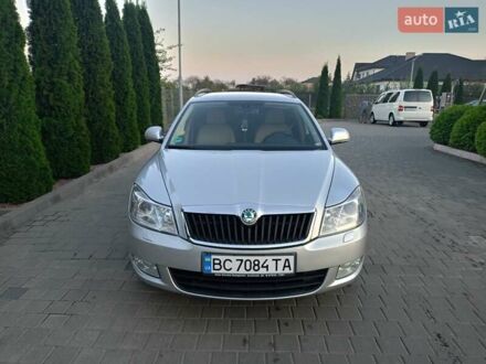 Шкода Октавия 2010 в Самборе на Automoto.ua Серый Шкода Октавия, объемом двигателя 1.6 л и пробегом 205 тыс. км за 11700 $, фото 1 на Automoto.ua