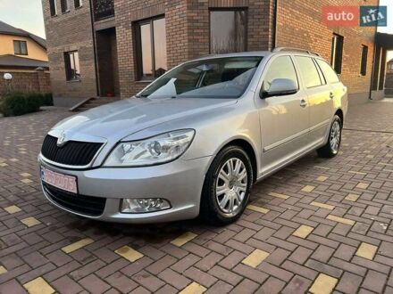 Шкода Октавия 2010 в Луцке на Automoto.ua Серый Шкода Октавия, объемом двигателя 1.6 л и пробегом 220 тыс. км за 6999 $, фото 1 на Automoto.ua