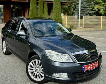 Серый Шкода Октавия, объемом двигателя 1.8 л и пробегом 235 тыс. км за 9000 $, фото 1 на Automoto.ua